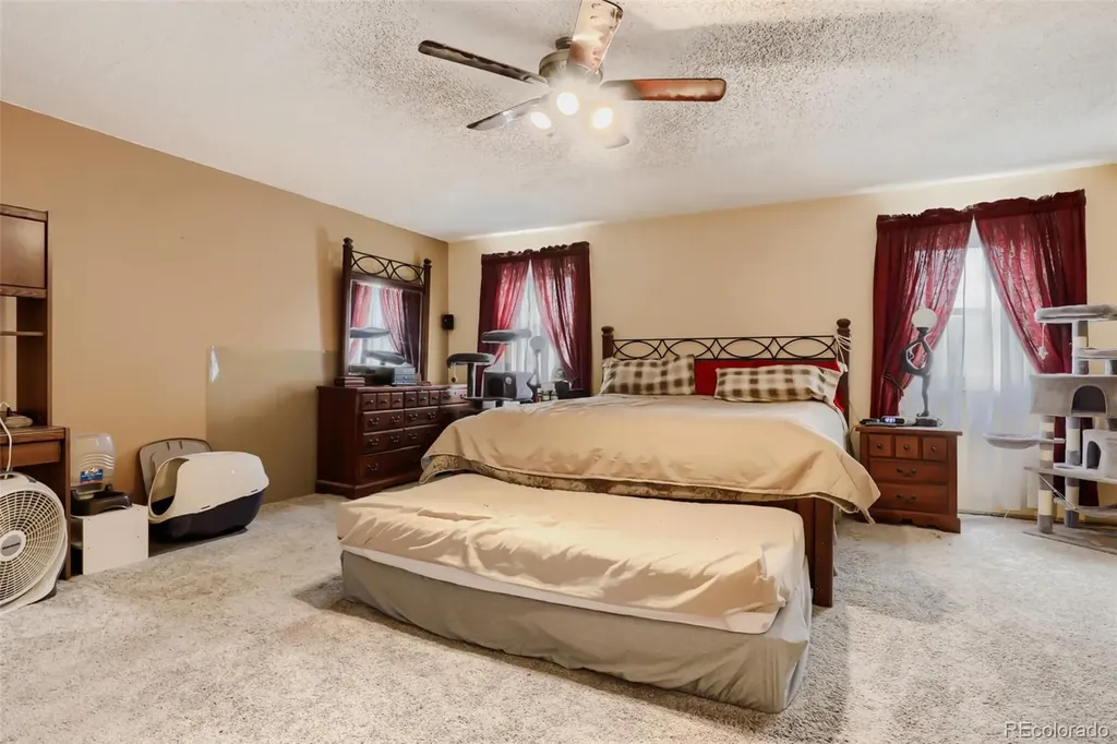 891 S Memphis Way Aurora CO 80017