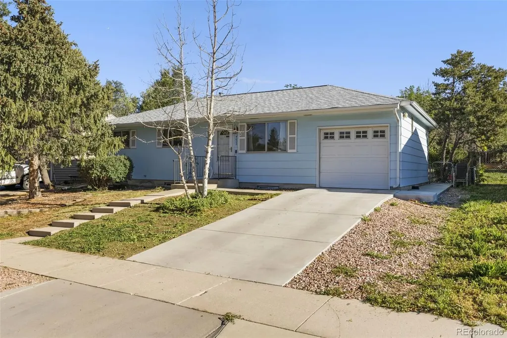 4002 Shelley Avenue Colorado Springs CO 80910