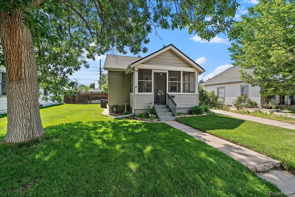 3761 S Bannock Street Englewood CO 80110