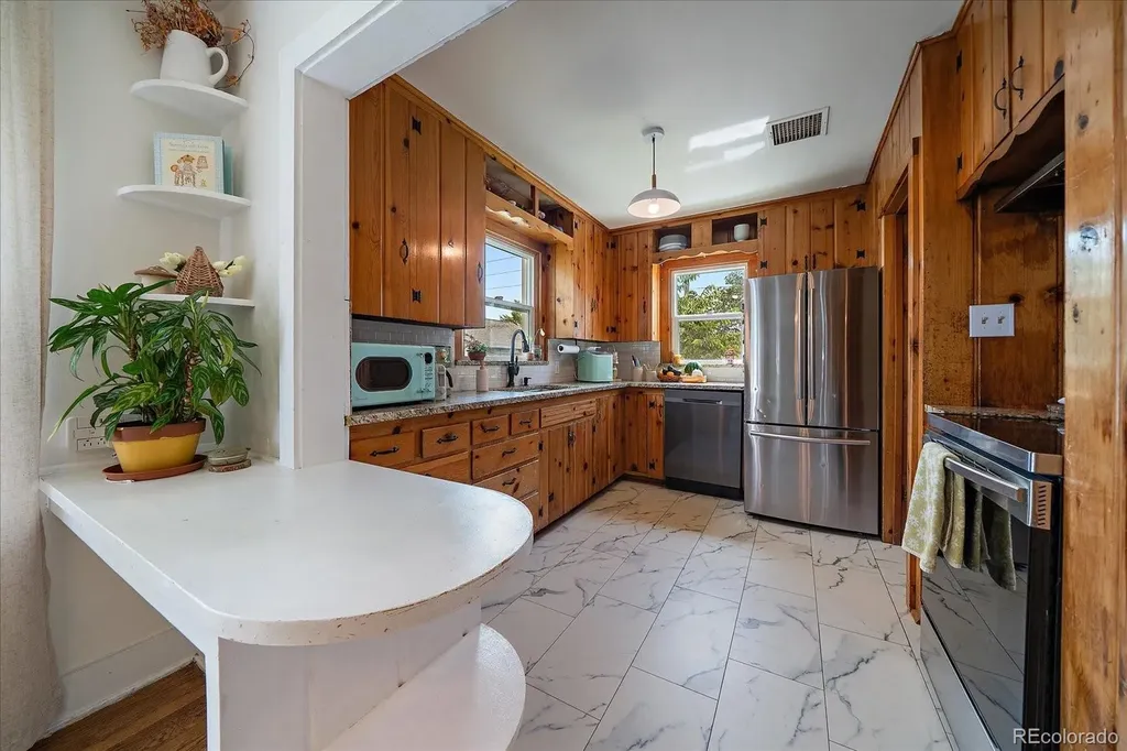 3761 S Bannock Street Englewood CO 80110