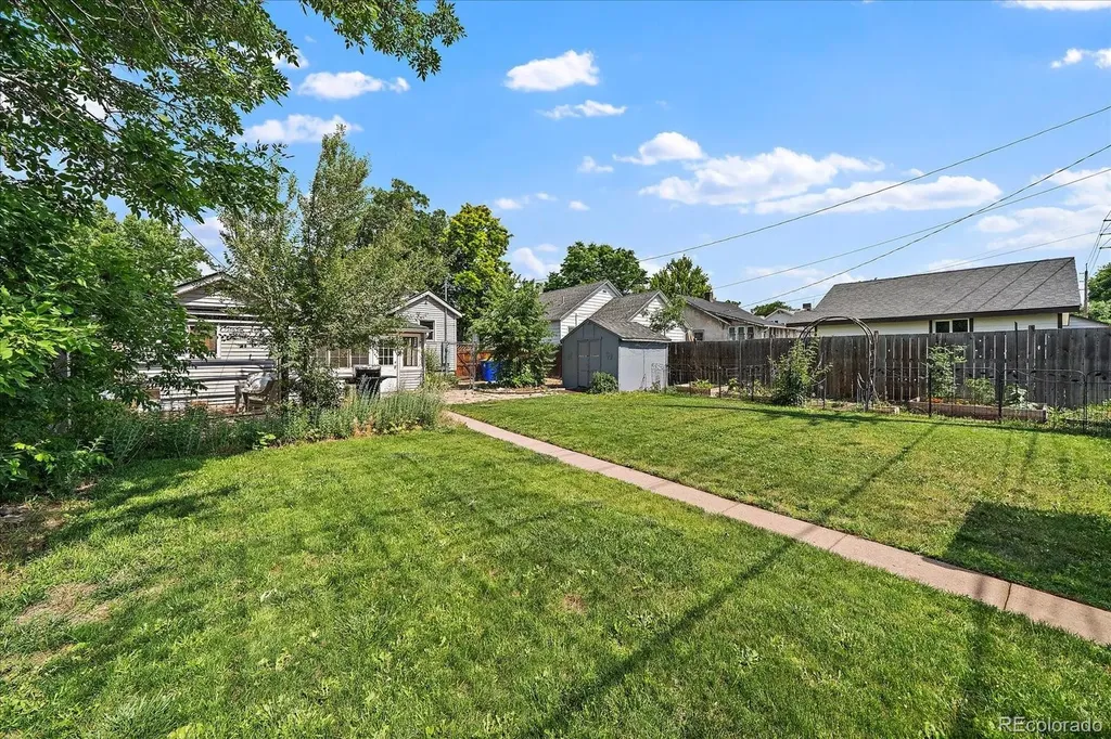 3761 S Bannock Street Englewood CO 80110