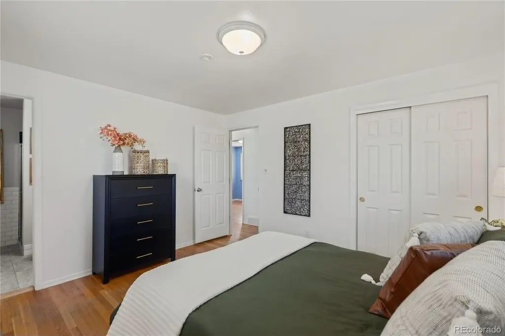 382 Zion Street Aurora CO 80011