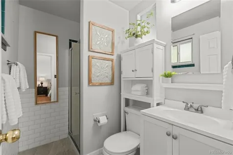 382 Zion Street Aurora CO 80011