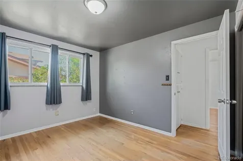 382 Zion Street Aurora CO 80011