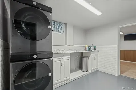 382 Zion Street Aurora CO 80011