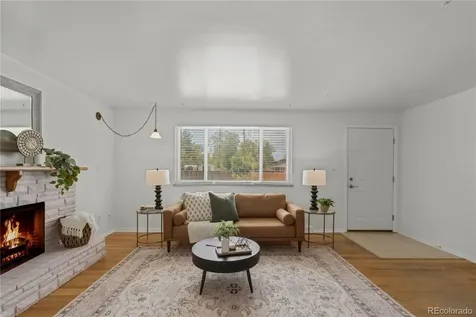 382 Zion Street Aurora CO 80011