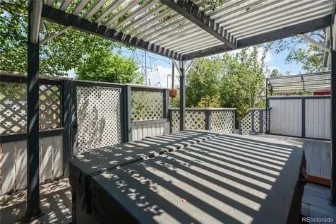 382 Zion Street Aurora CO 80011