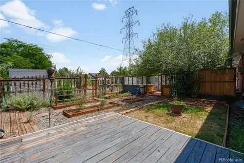 382 Zion Street Aurora CO 80011