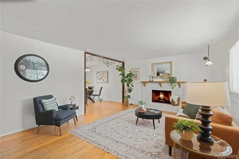 382 Zion Street Aurora CO 80011
