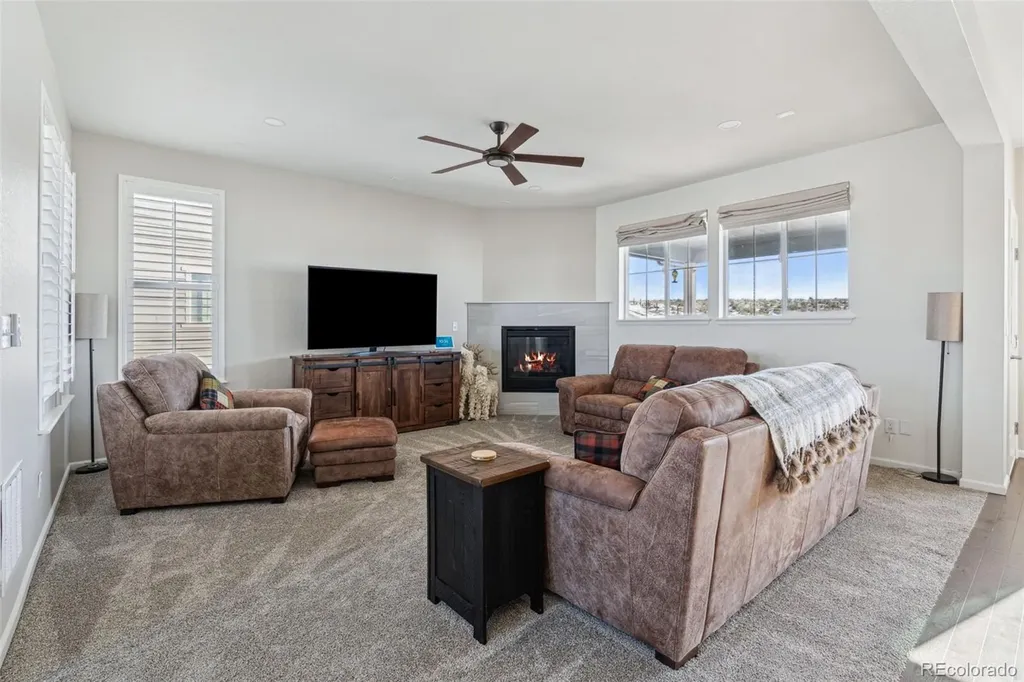 8086 S Grand Baker Way Aurora CO 80016