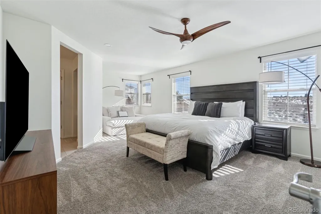 8086 S Grand Baker Way Aurora CO 80016