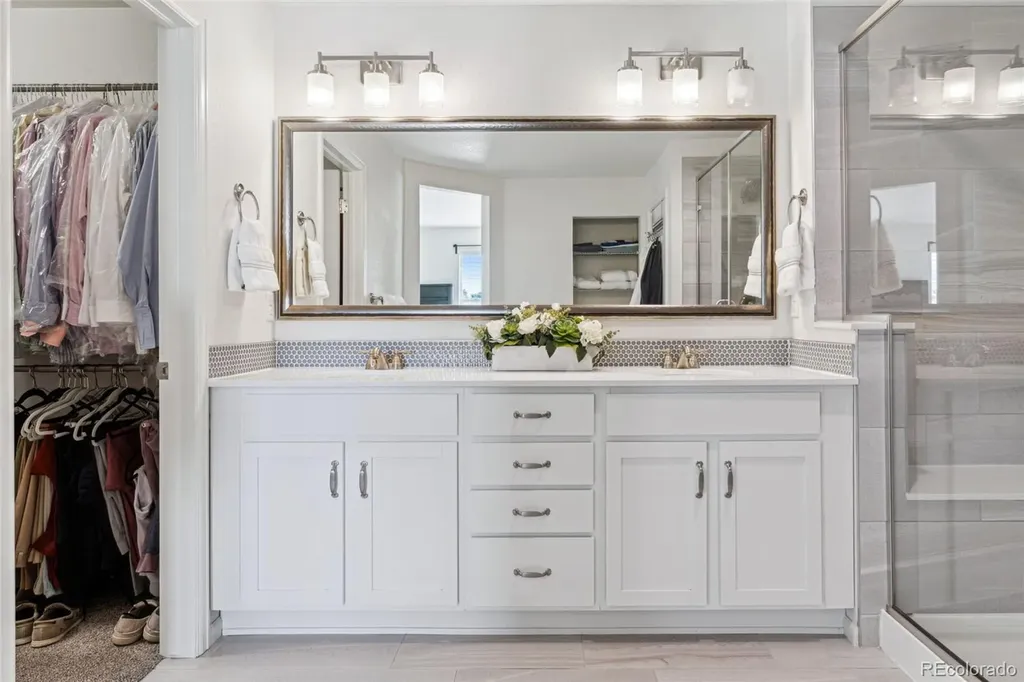 8086 S Grand Baker Way Aurora CO 80016