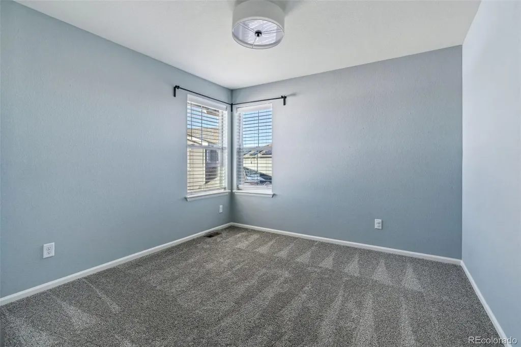 8086 S Grand Baker Way Aurora CO 80016