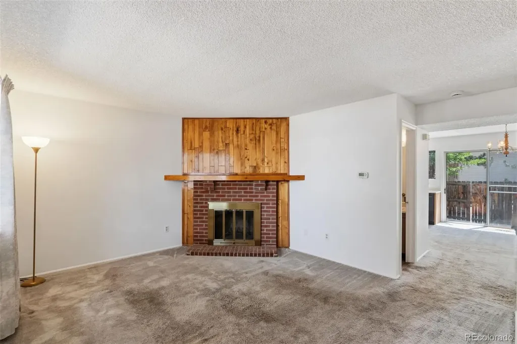 4231 S Mobile Circle Aurora CO 80013