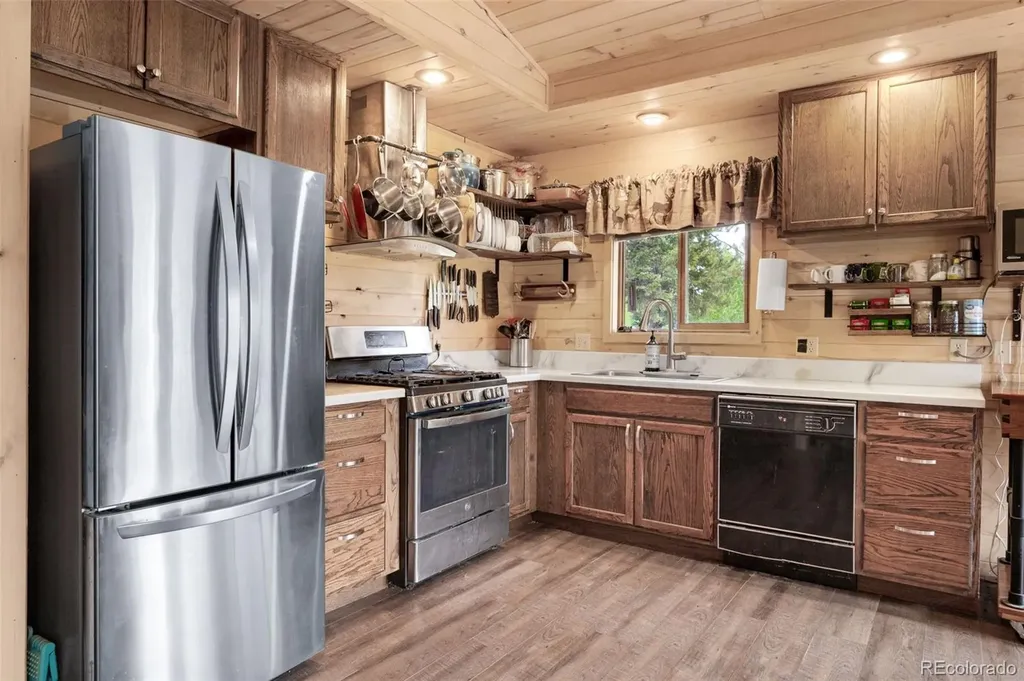 126 Aspen Circle Divide CO 80814