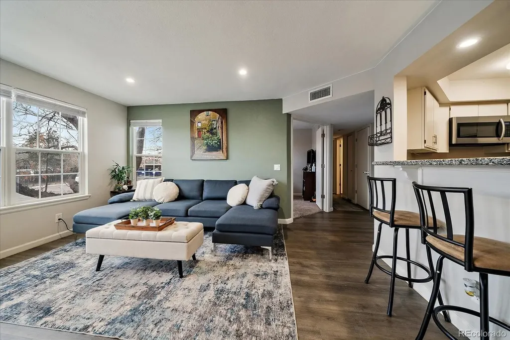 2740 E Otero Place Centennial CO 80122