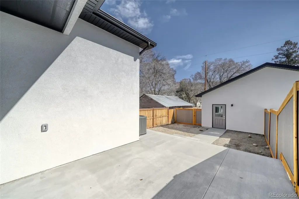 323 Palmer Street Salida CO 81201