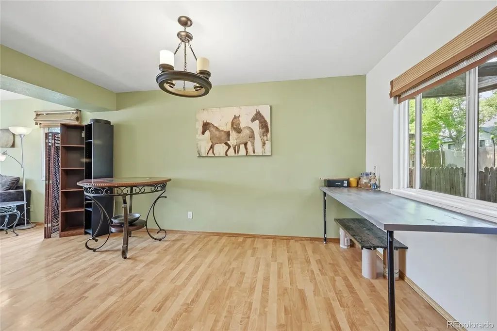 2307 Frontier Street Longmont CO 80501