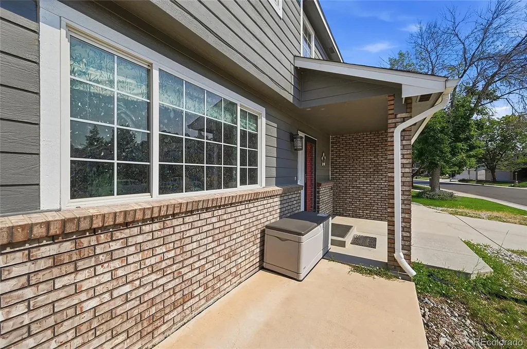 2307 Frontier Street Longmont CO 80501