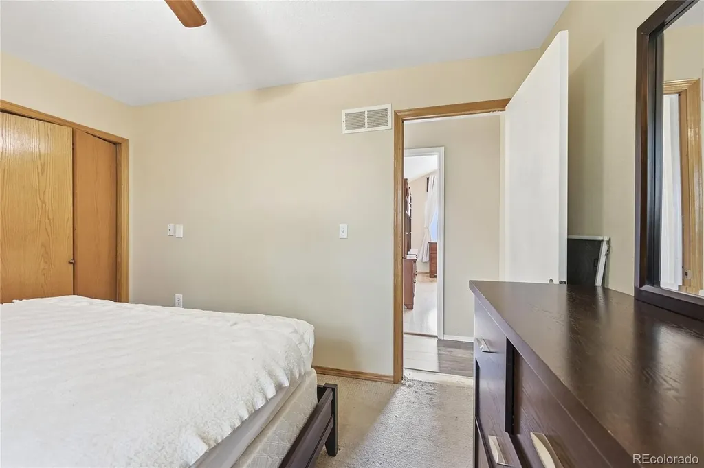 2307 Frontier Street Longmont CO 80501