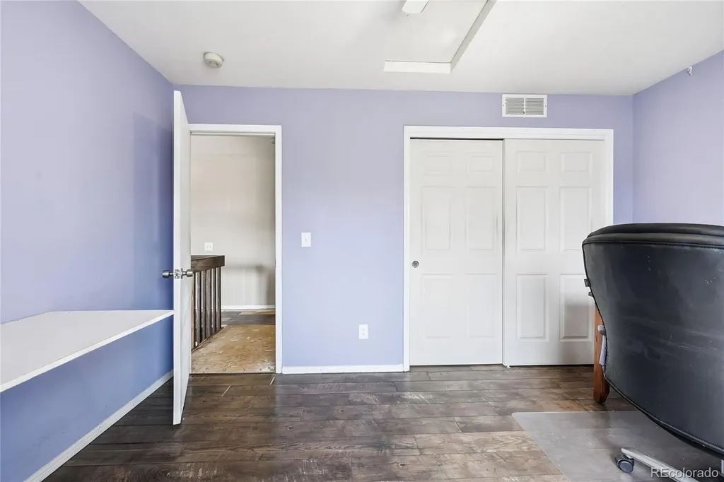 2307 Frontier Street Longmont CO 80501