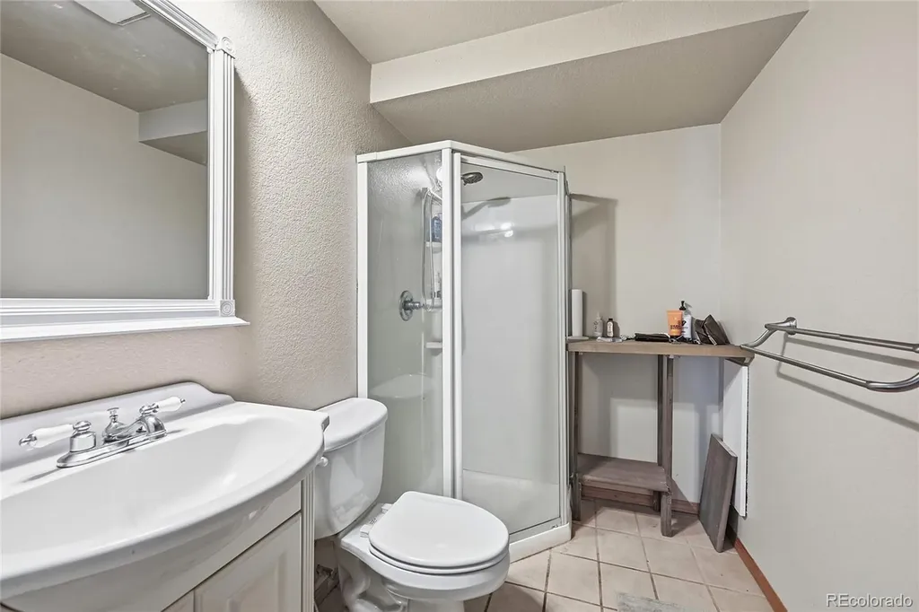 2307 Frontier Street Longmont CO 80501