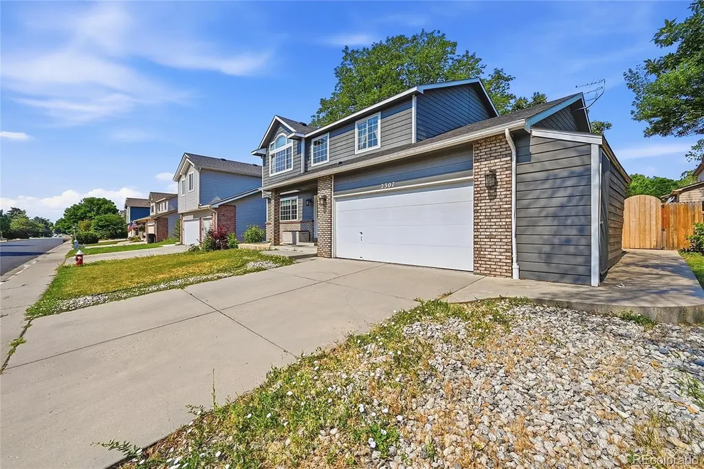 2307 Frontier Street Longmont CO 80501