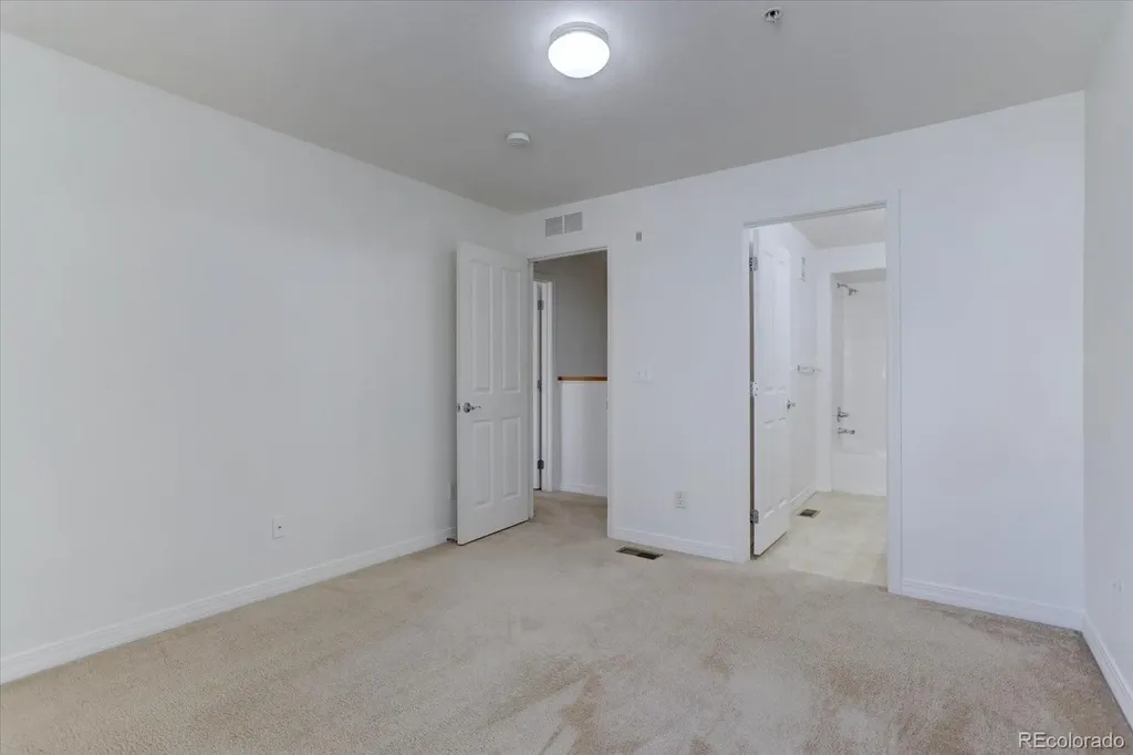 5733 S Addison Court Aurora CO 80016