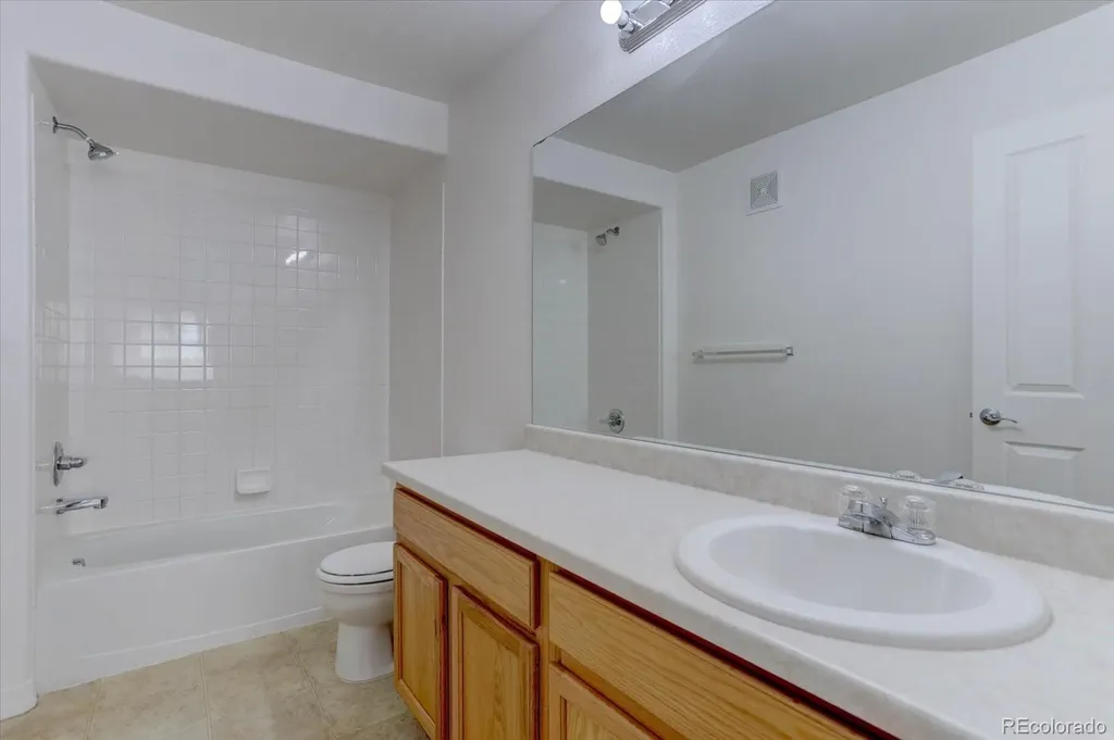 5733 S Addison Court Aurora CO 80016