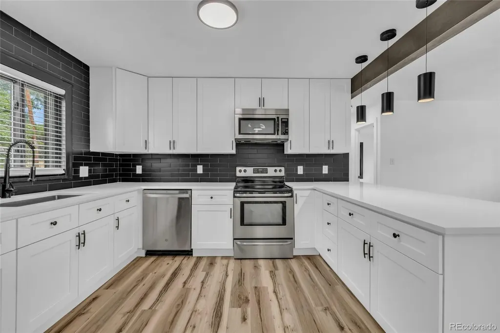 2731 Roosevelt Avenue Denver CO 80229