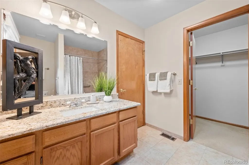 2675 S Johnson Circle Lakewood CO 80227