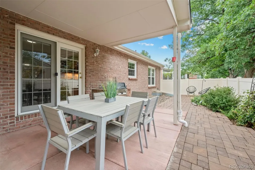 2675 S Johnson Circle Lakewood CO 80227