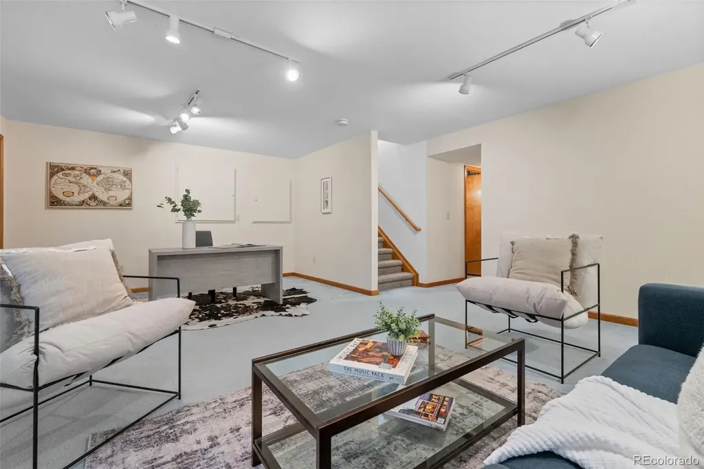 2675 S Johnson Circle Lakewood CO 80227
