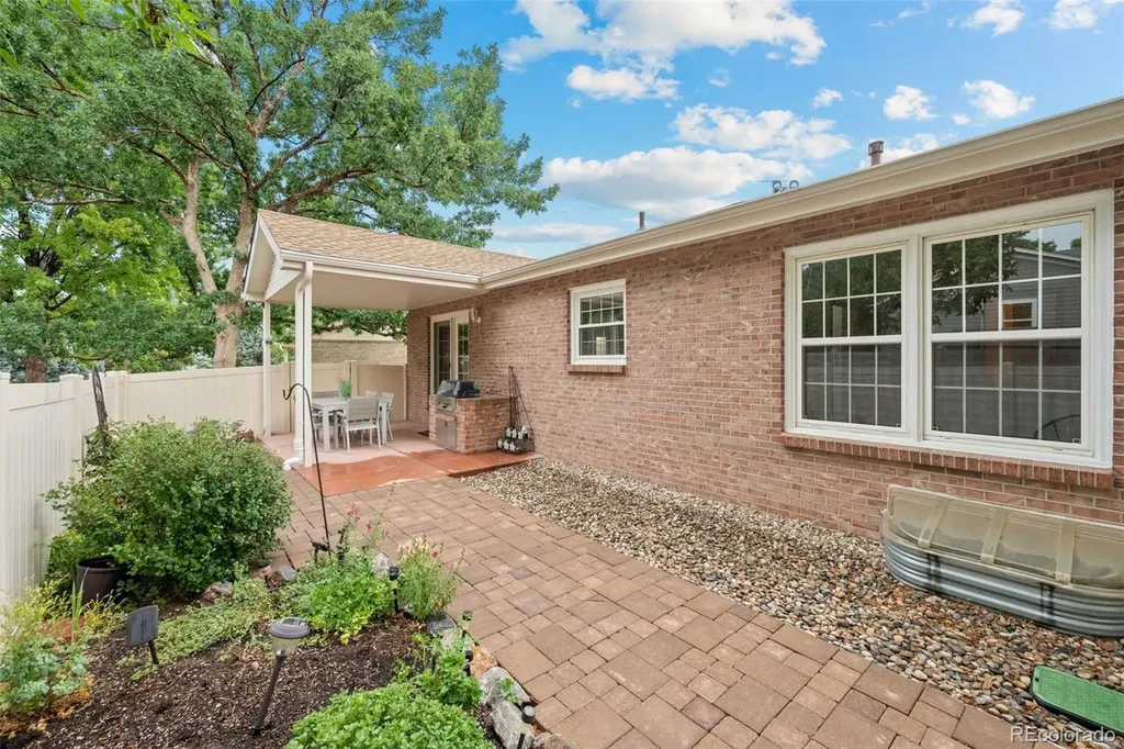2675 S Johnson Circle Lakewood CO 80227