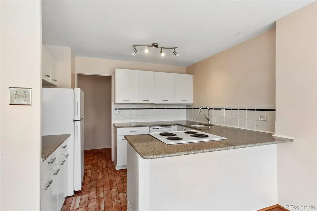 888 N Logan Street Denver CO 80203