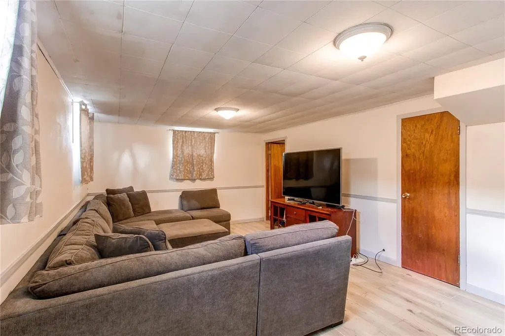 2785 Skyline Drive Westminster CO 80030
