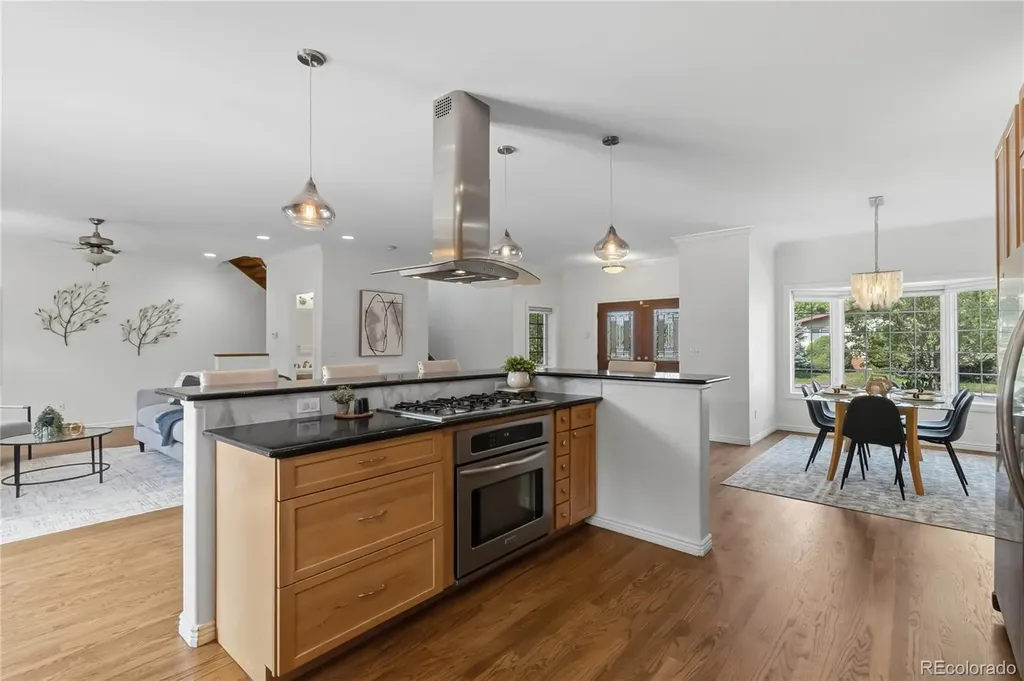 906 Forest Street Denver CO 80220