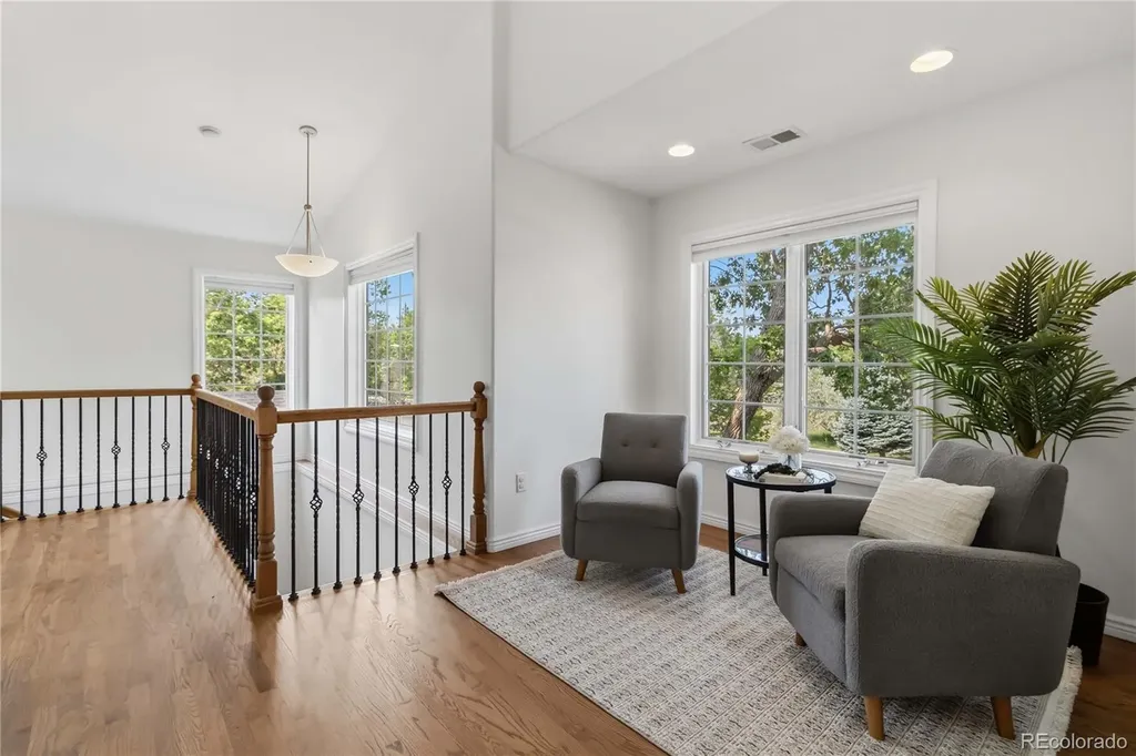 906 Forest Street Denver CO 80220
