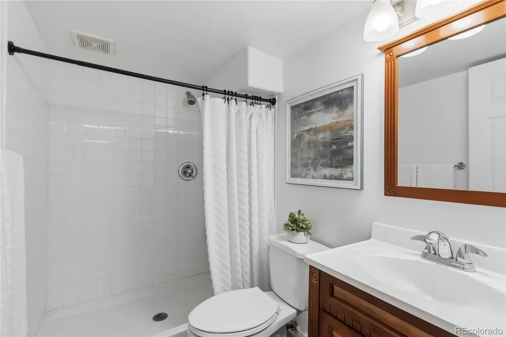 906 Forest Street Denver CO 80220