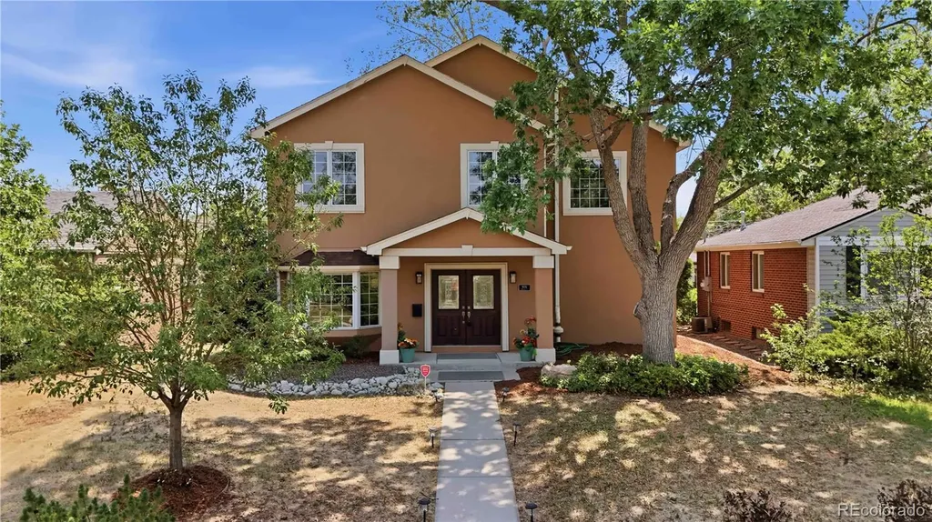 906 Forest Street Denver CO 80220