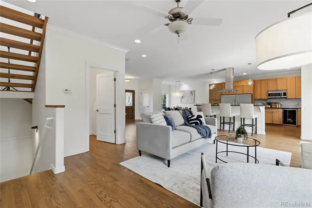 906 Forest Street Denver CO 80220