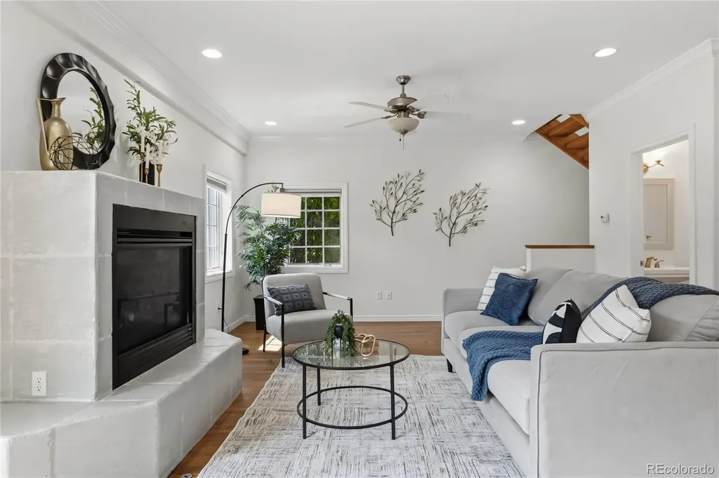 906 Forest Street Denver CO 80220