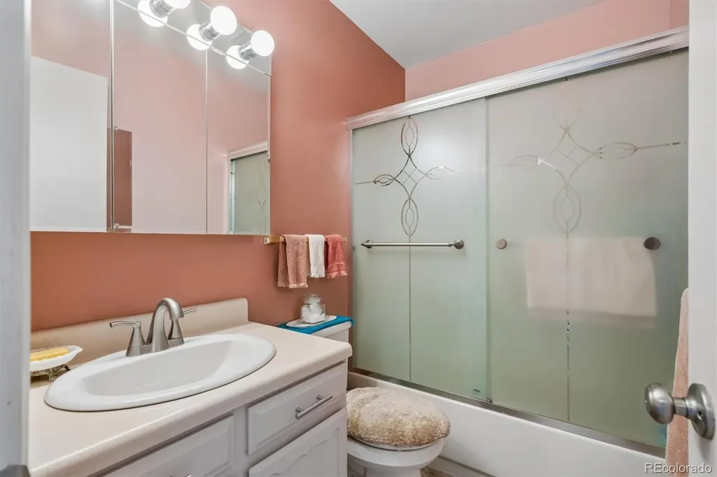 6350 E Mississippi Avenue Denver CO 80224