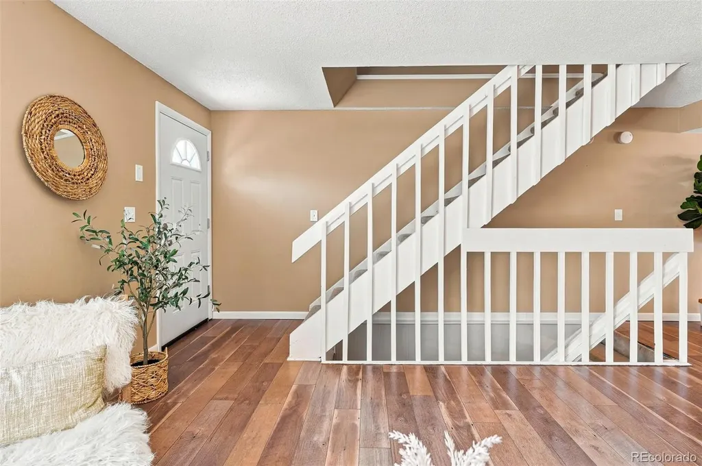 4268 E Maplewood Way Littleton CO 80121