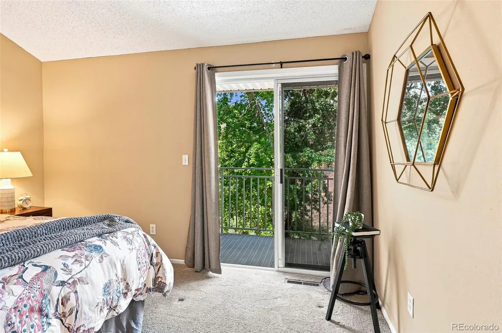4268 E Maplewood Way Littleton CO 80121