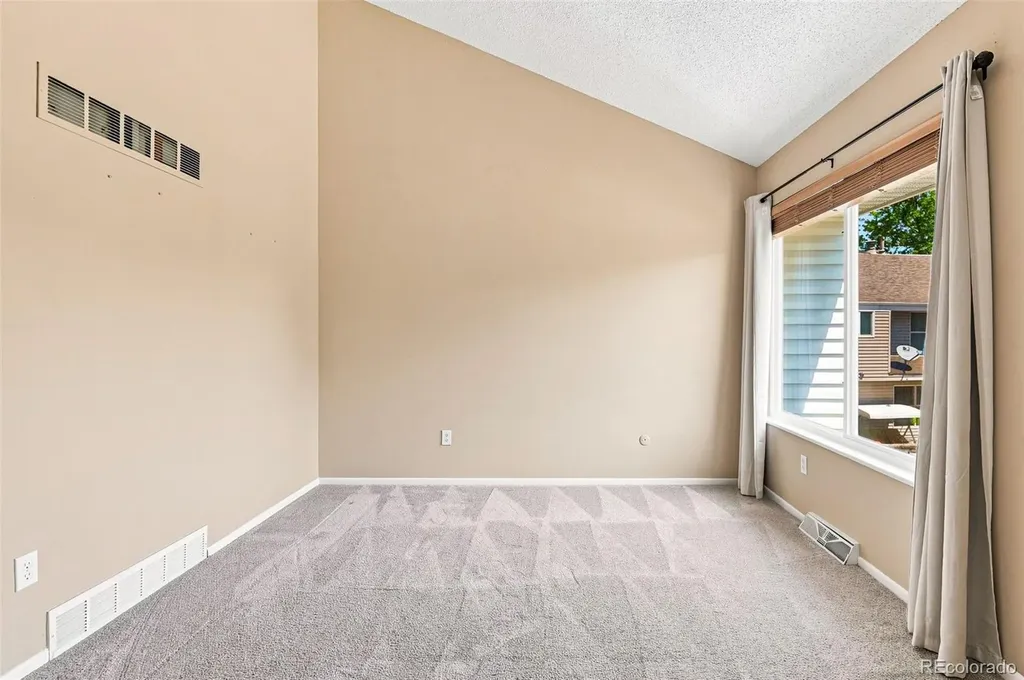 4268 E Maplewood Way Littleton CO 80121