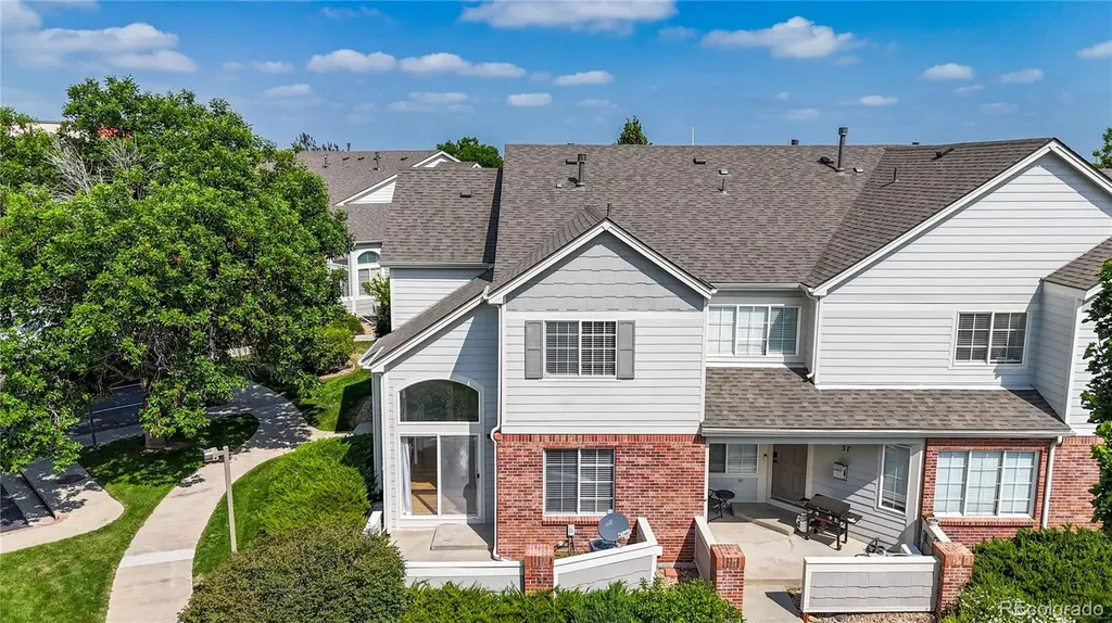 9582 Deerhorn Court Parker CO 80134