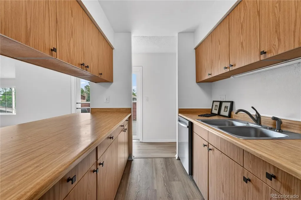 8417 Everett Way Arvada CO 80005