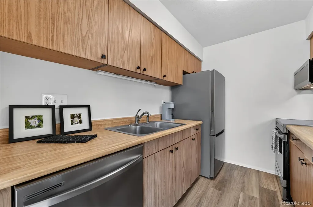8417 Everett Way Arvada CO 80005