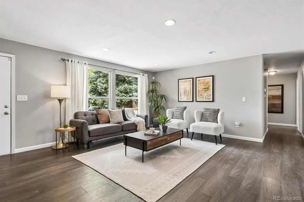 3106 S Olathe Way Aurora CO 80013